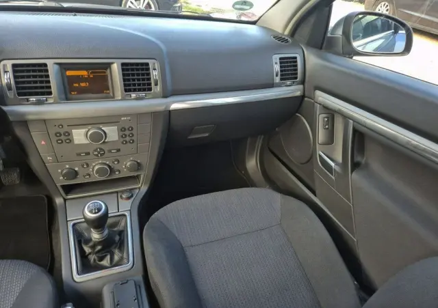 OPEL Vectra 1.8 Caravan Business