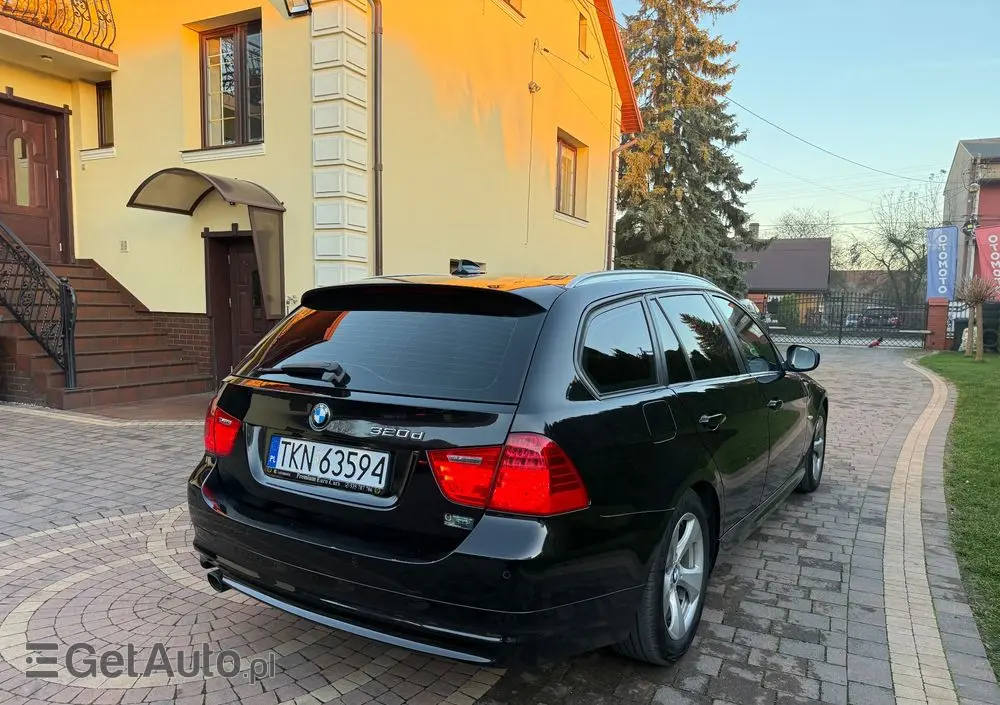 BMW Seria 3 320d Efficient Dynamics Edition