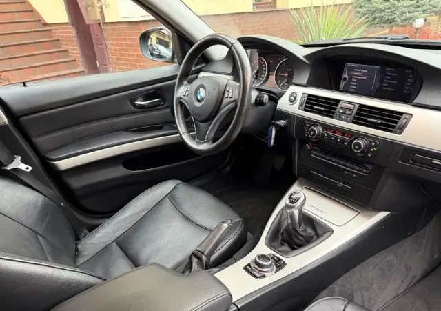 BMW Seria 3 320d Efficient Dynamics Edition