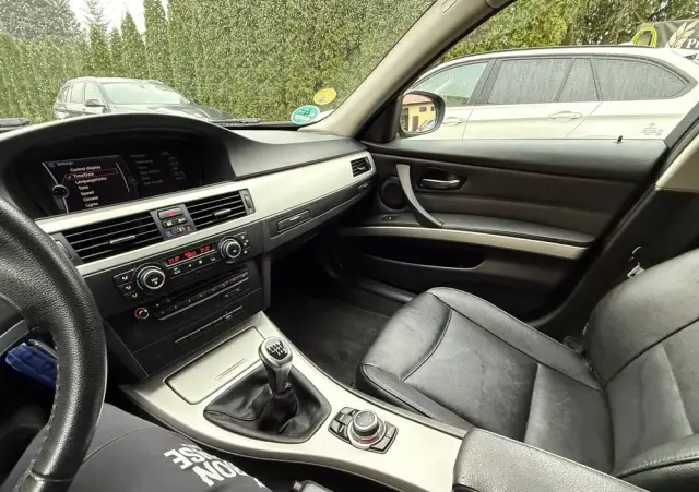 BMW Seria 3 320d Efficient Dynamics Edition