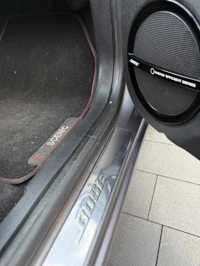 RENAULT Grand Scenic Bose Edition SL TCE 130