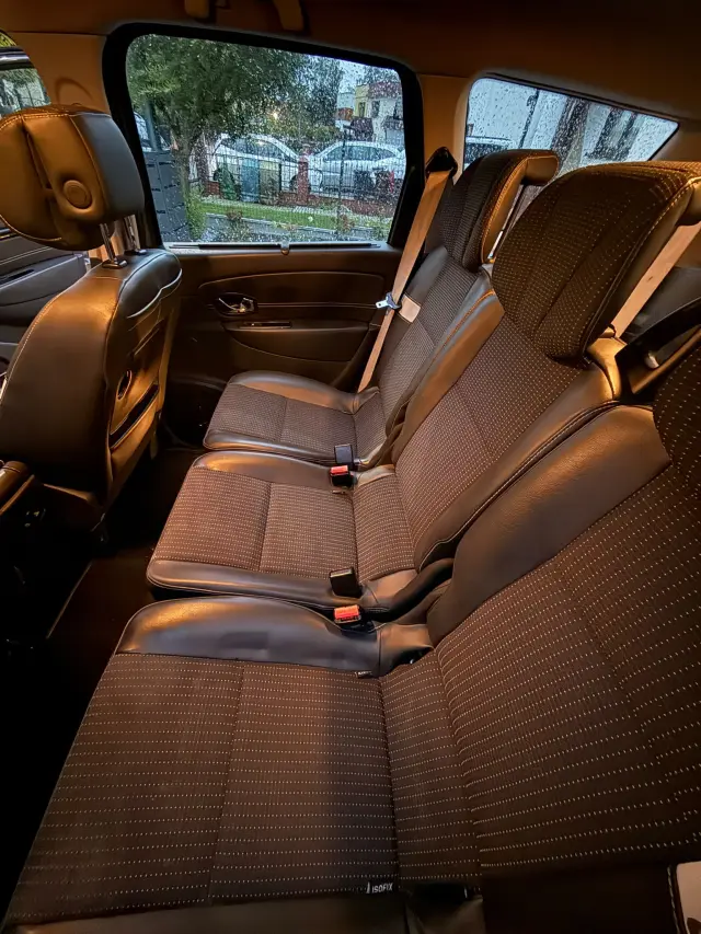 RENAULT Grand Scenic Bose Edition SL TCE 130