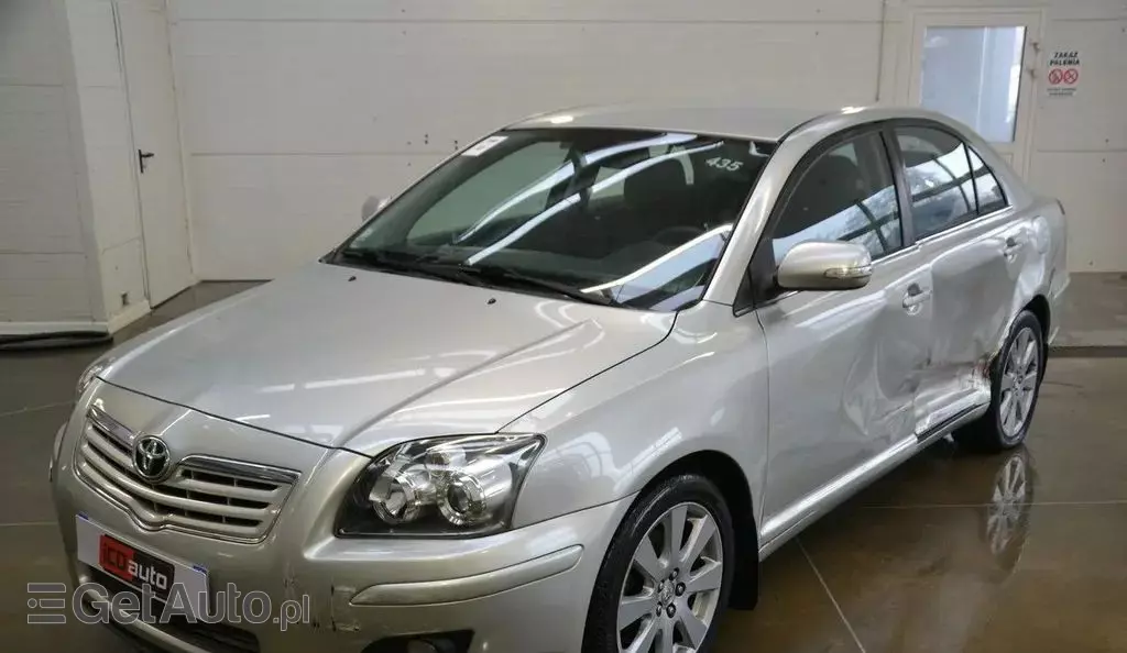 TOYOTA Avensis 