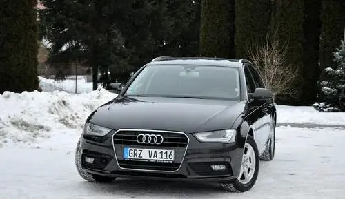 AUDI A4 