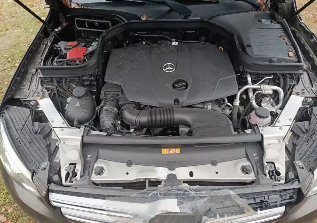 MERCEDES-BENZ GLC 250 d 4-Matic