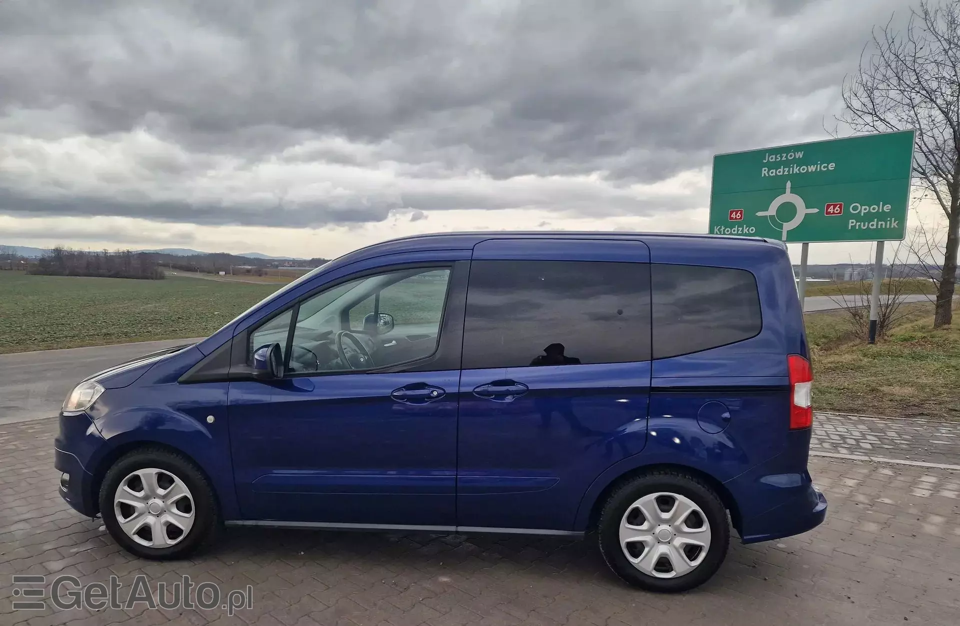 FORD Tourneo Courier 1.0 EcoBoost (100 KM)