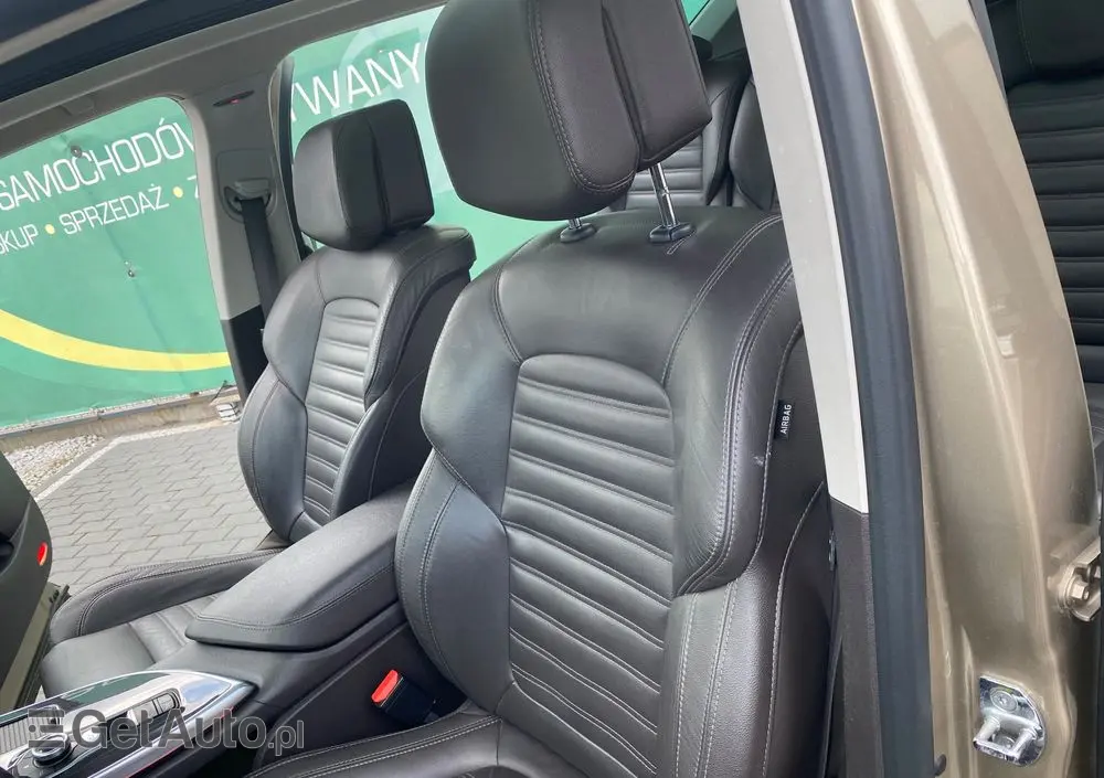 RENAULT Espace Energy dCi 160 EDC Initiale Paris