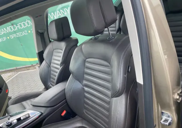 RENAULT Espace Energy dCi 160 EDC Initiale Paris
