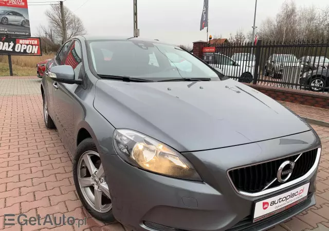 VOLVO V40 D2 Drive-E Dynamic Edition