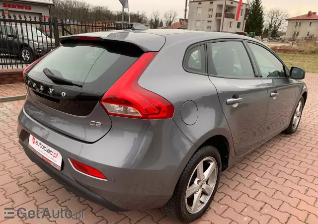 VOLVO V40 D2 Drive-E Dynamic Edition