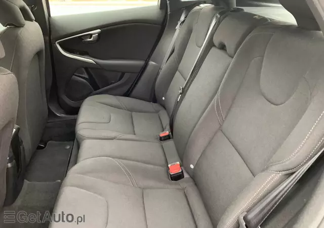 VOLVO V40 D2 Drive-E Dynamic Edition