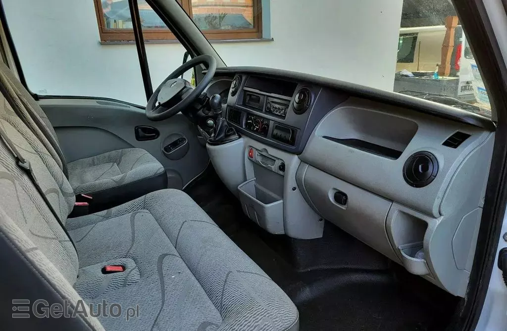 RENAULT Master 