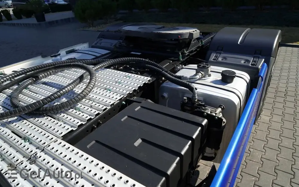 MAN TGX 18.510 / GM / HYDRAULIKA / RETARDER / CAŁY NAPODUSZKACH / NAVI / OPONY 100 % 