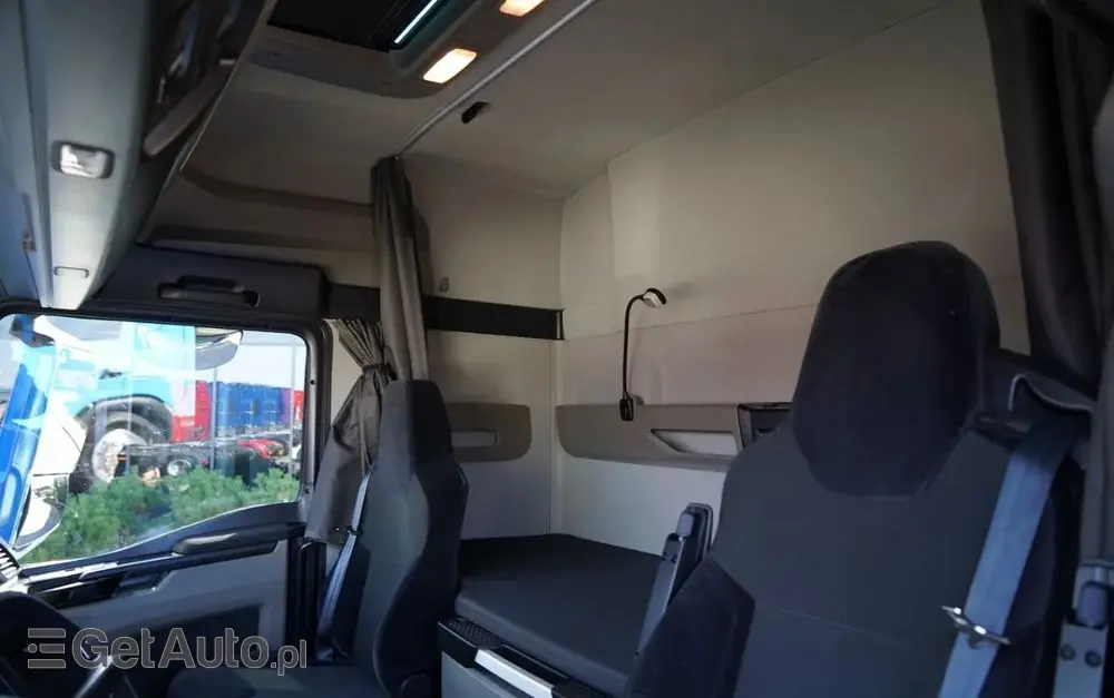 MAN TGX 18.510 / GM / HYDRAULIKA / RETARDER / CAŁY NAPODUSZKACH / NAVI / OPONY 100 % 