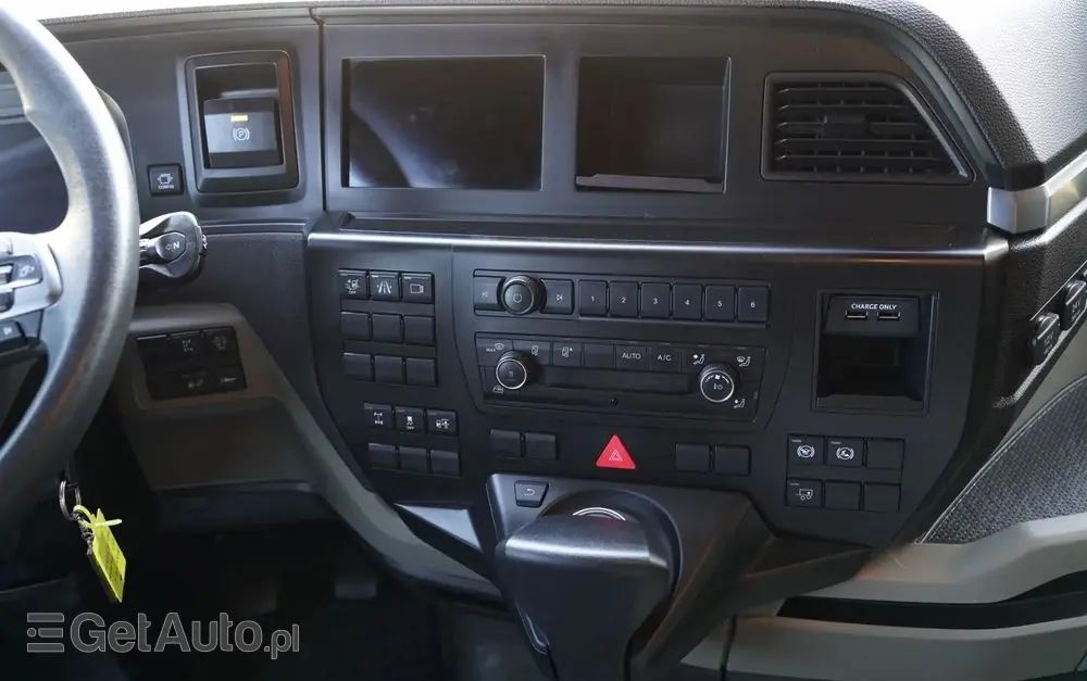 MAN TGX 18.510 / GM / HYDRAULIKA / RETARDER / CAŁY NAPODUSZKACH / NAVI / OPONY 100 % 