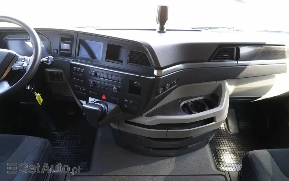 MAN TGX 18.510 / GM / HYDRAULIKA / RETARDER / CAŁY NAPODUSZKACH / NAVI / OPONY 100 % 