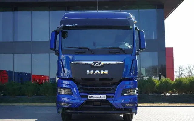 MAN TGX 18.510 / GM / HYDRAULIKA / RETARDER / CAŁY NAPODUSZKACH / NAVI / OPONY 100 % 