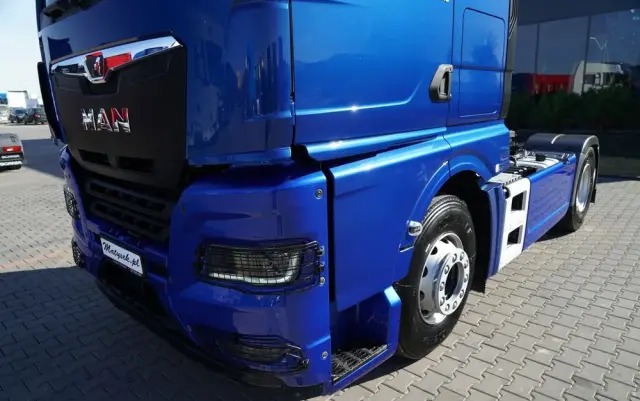 MAN TGX 18.510 / GM / HYDRAULIKA / RETARDER / CAŁY NAPODUSZKACH / NAVI / OPONY 100 % 