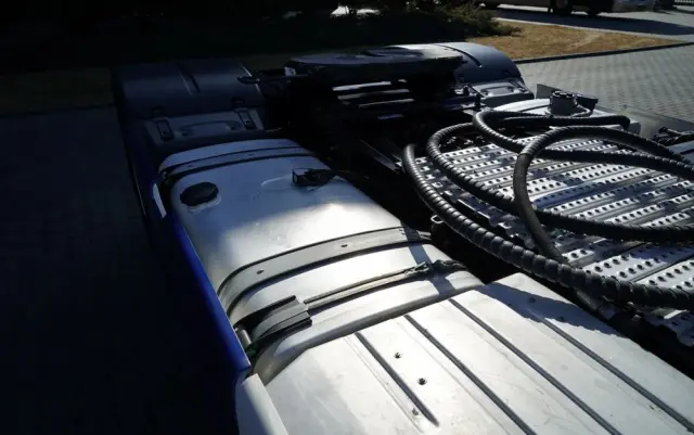 MAN TGX 18.510 / GM / HYDRAULIKA / RETARDER / CAŁY NAPODUSZKACH / NAVI / OPONY 100 % 