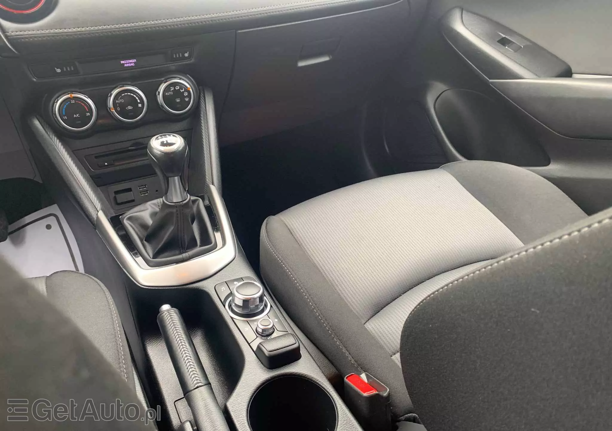 MAZDA CX-3 SKYACTIV-G 120 FWD Sports-Line