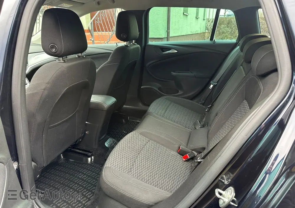 OPEL Astra 1.4 Turbo Start/Stop Innovation