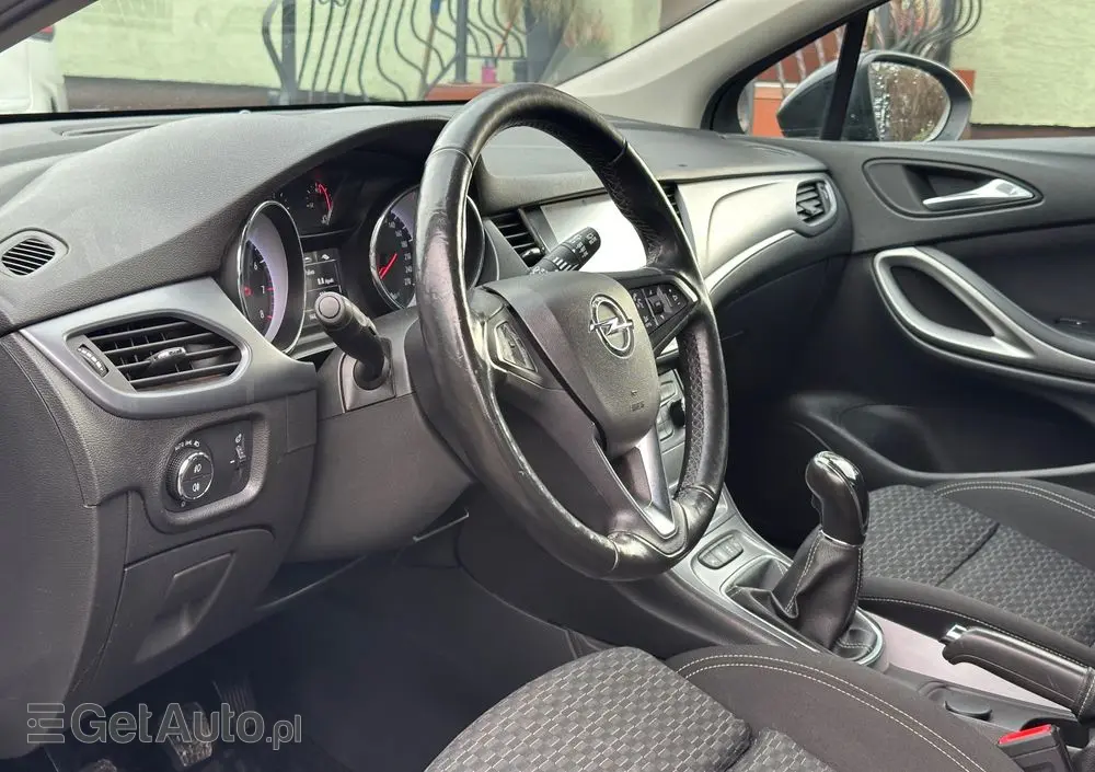 OPEL Astra 1.4 Turbo Start/Stop Innovation