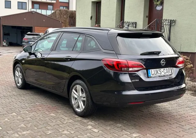 OPEL Astra 1.4 Turbo Start/Stop Innovation