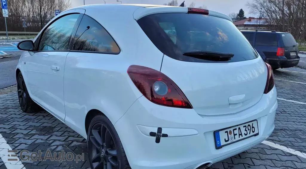 OPEL Corsa 
