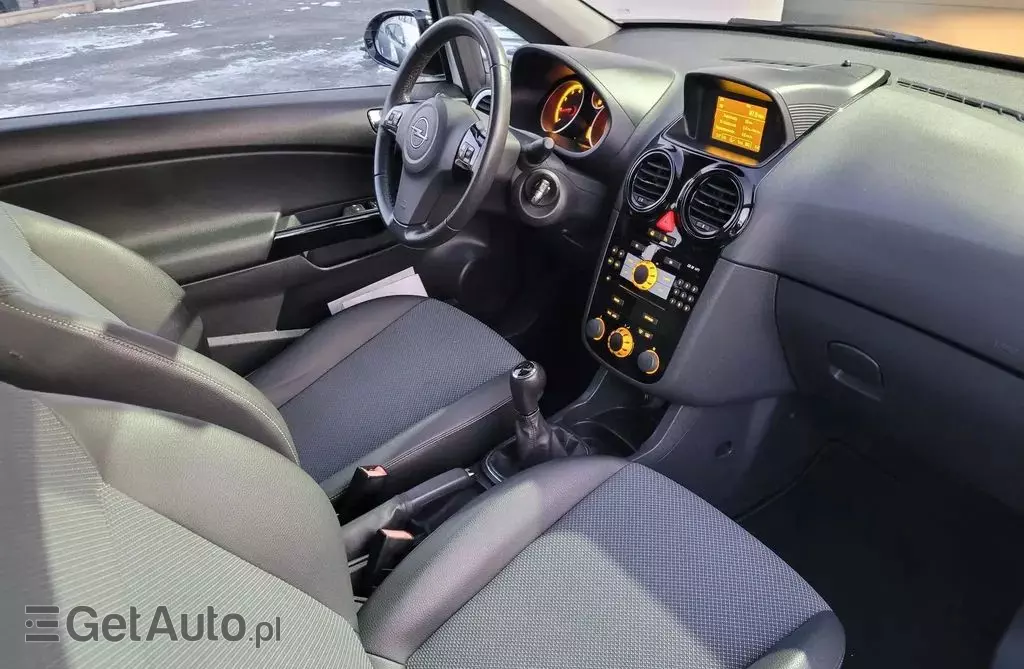 OPEL Corsa 