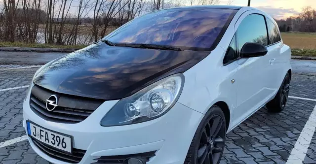 OPEL Corsa 