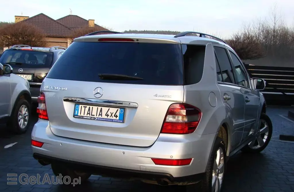 MERCEDES-BENZ Klasa M ML 320 CDI V6 (224 KM) 4MATIC 7G-TRONIC