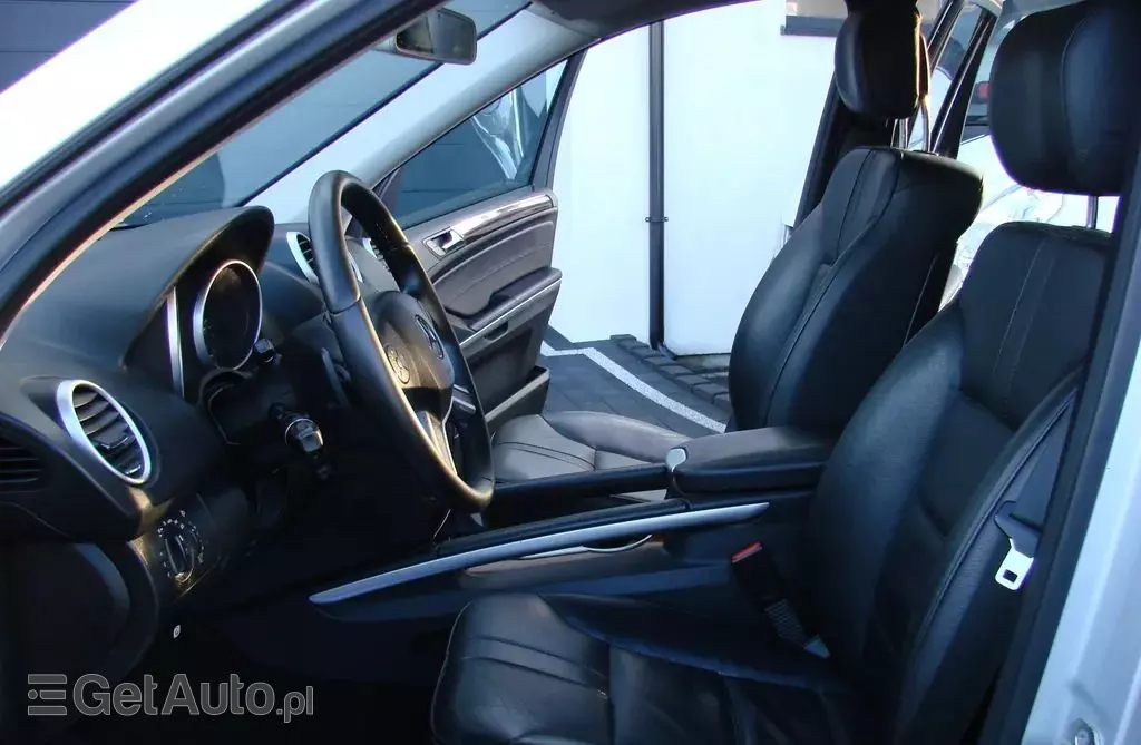 MERCEDES-BENZ Klasa M ML 320 CDI V6 (224 KM) 4MATIC 7G-TRONIC