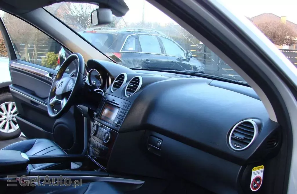 MERCEDES-BENZ Klasa M ML 320 CDI V6 (224 KM) 4MATIC 7G-TRONIC