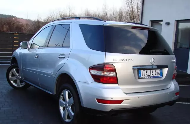 MERCEDES-BENZ Klasa M ML 320 CDI V6 (224 KM) 4MATIC 7G-TRONIC