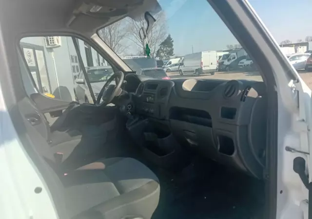 RENAULT MASTER do zabudowy 