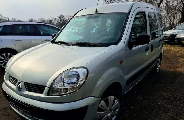 RENAULT Kangoo 