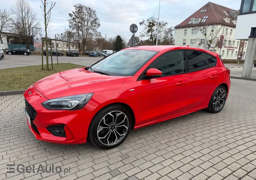 FORD Focus 1.0 EcoBoost ST-Line Red ASS