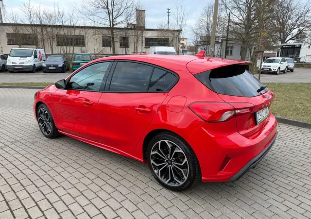 FORD Focus 1.0 EcoBoost ST-Line Red ASS