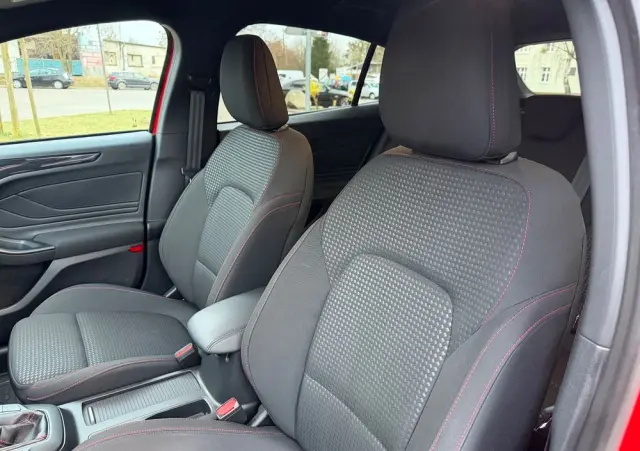 FORD Focus 1.0 EcoBoost ST-Line Red ASS