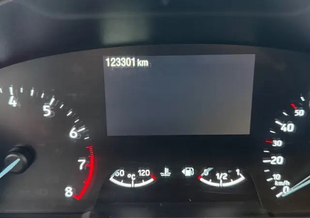 FORD Focus 1.0 EcoBoost ST-Line Red ASS