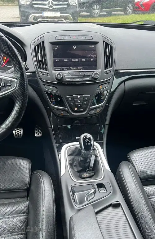 OPEL Insignia 