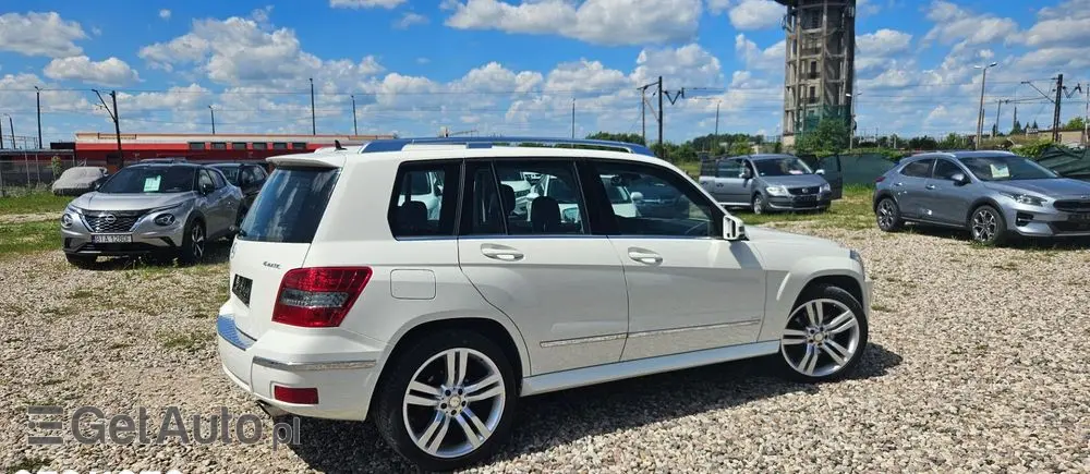 MERCEDES-BENZ GLK 320 CDI 4-Matic