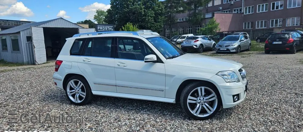 MERCEDES-BENZ GLK 320 CDI 4-Matic