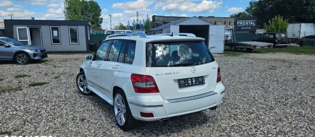 MERCEDES-BENZ GLK 320 CDI 4-Matic