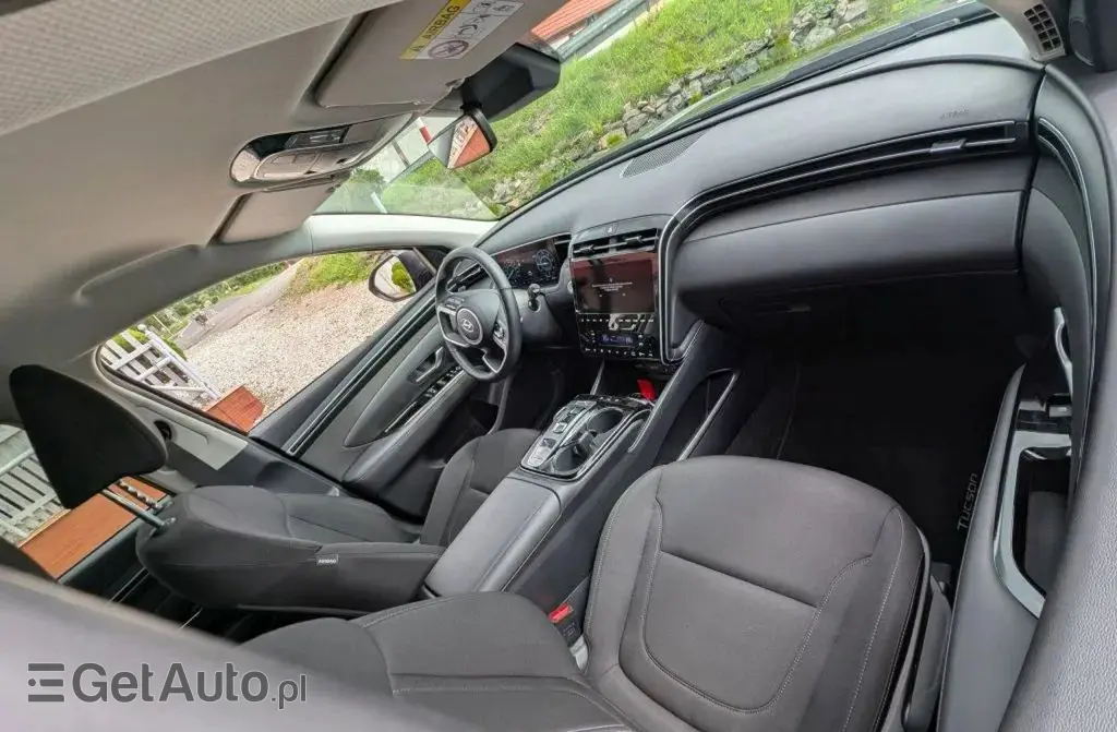 HYUNDAI Tucson 