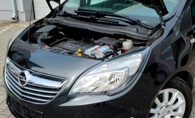 OPEL Meriva 