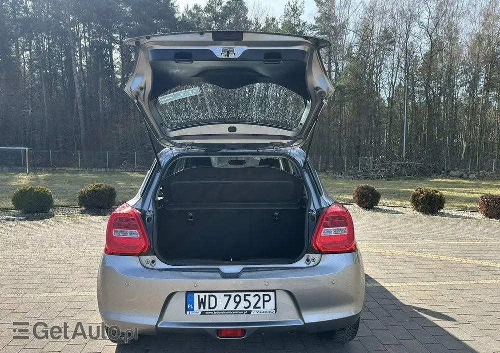 SUZUKI Swift 