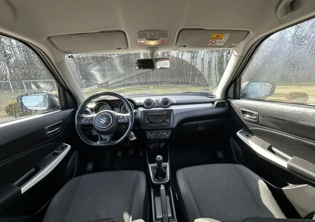 SUZUKI Swift 
