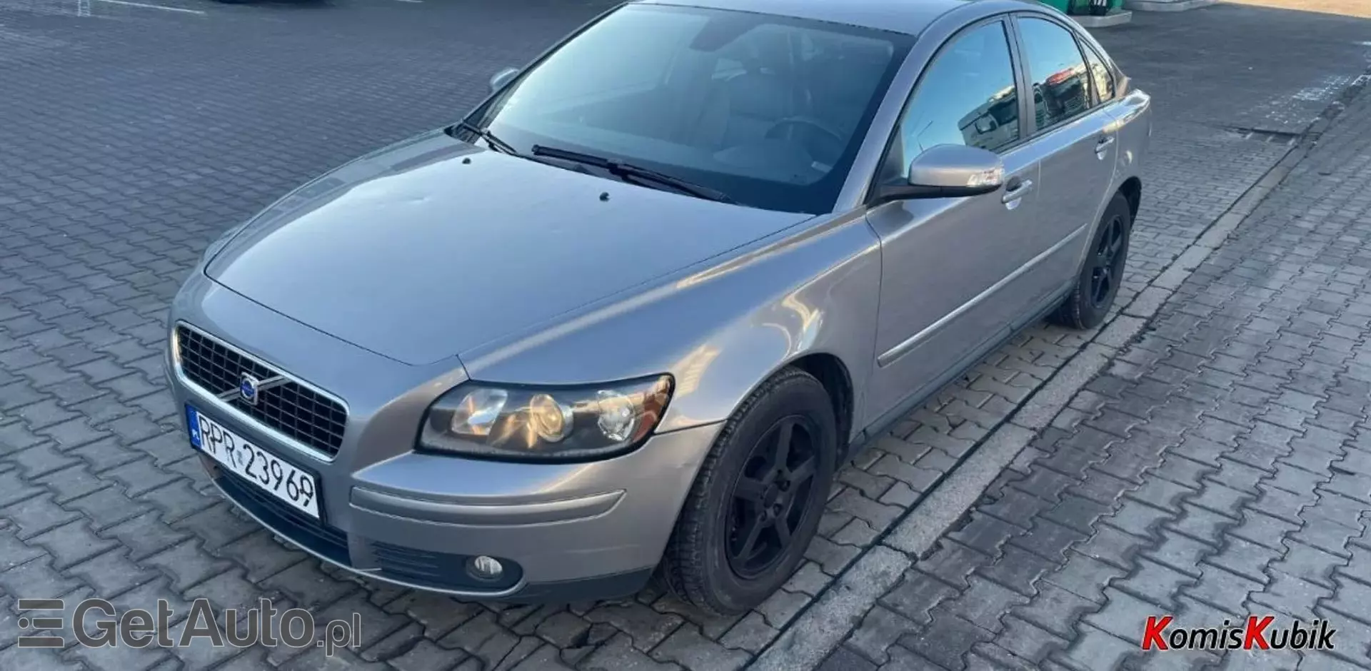 VOLVO S40 