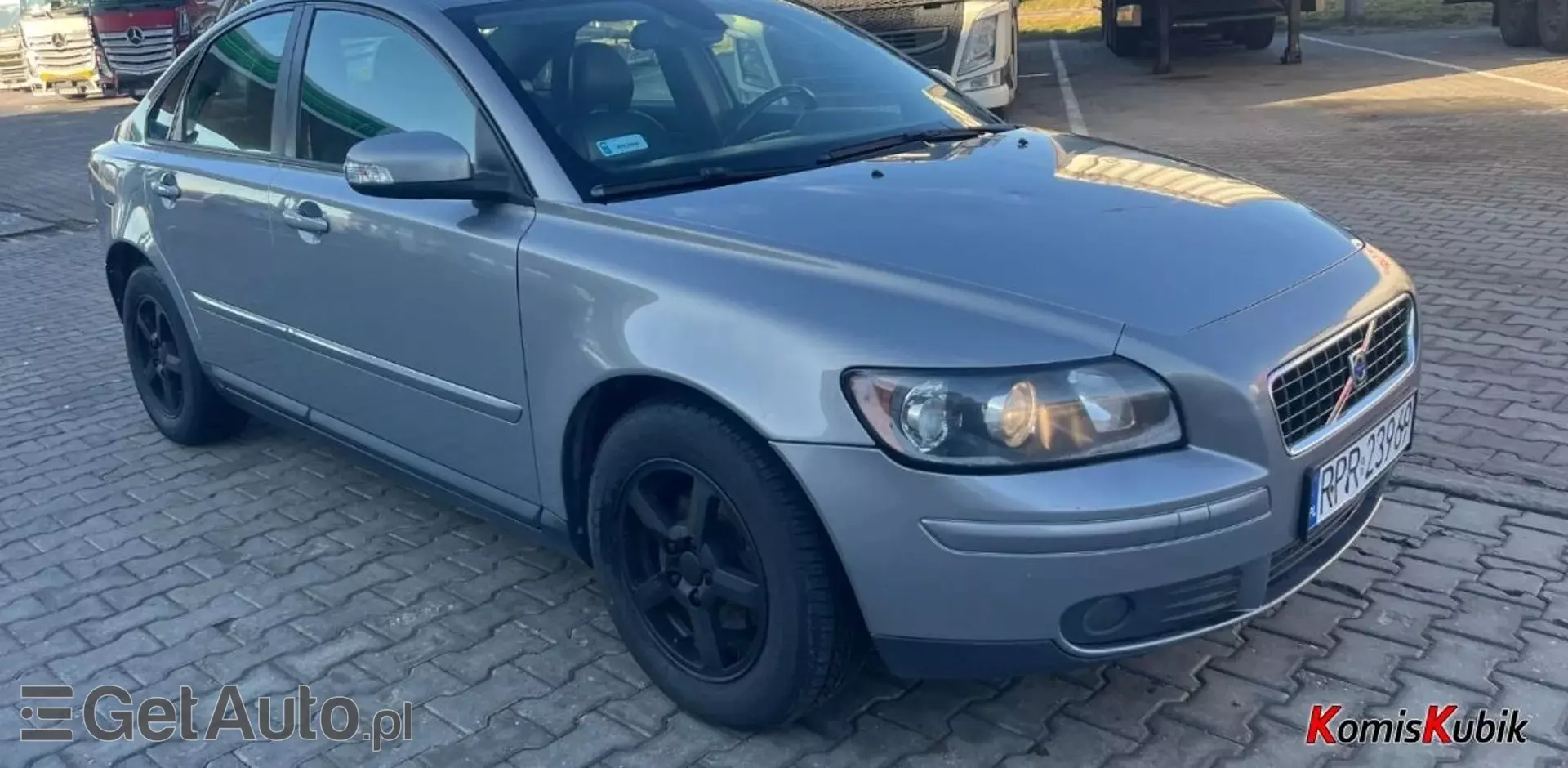 VOLVO S40 